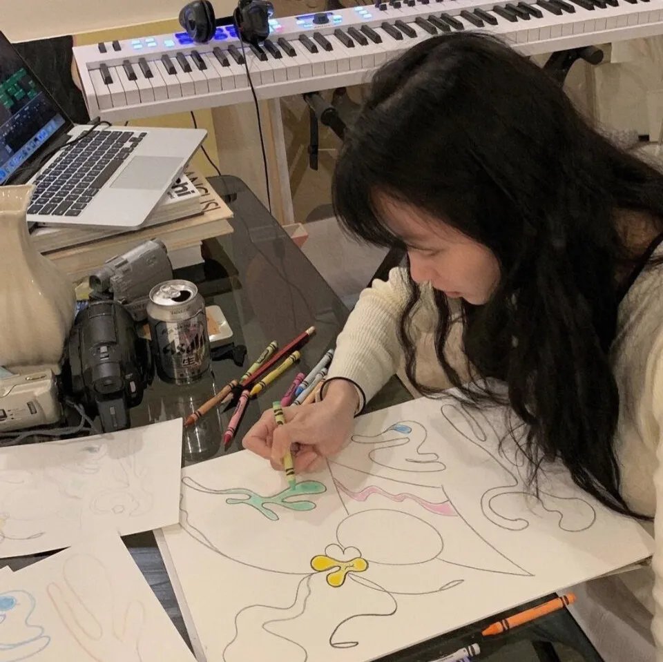 你有金手指，本夫人专治外挂